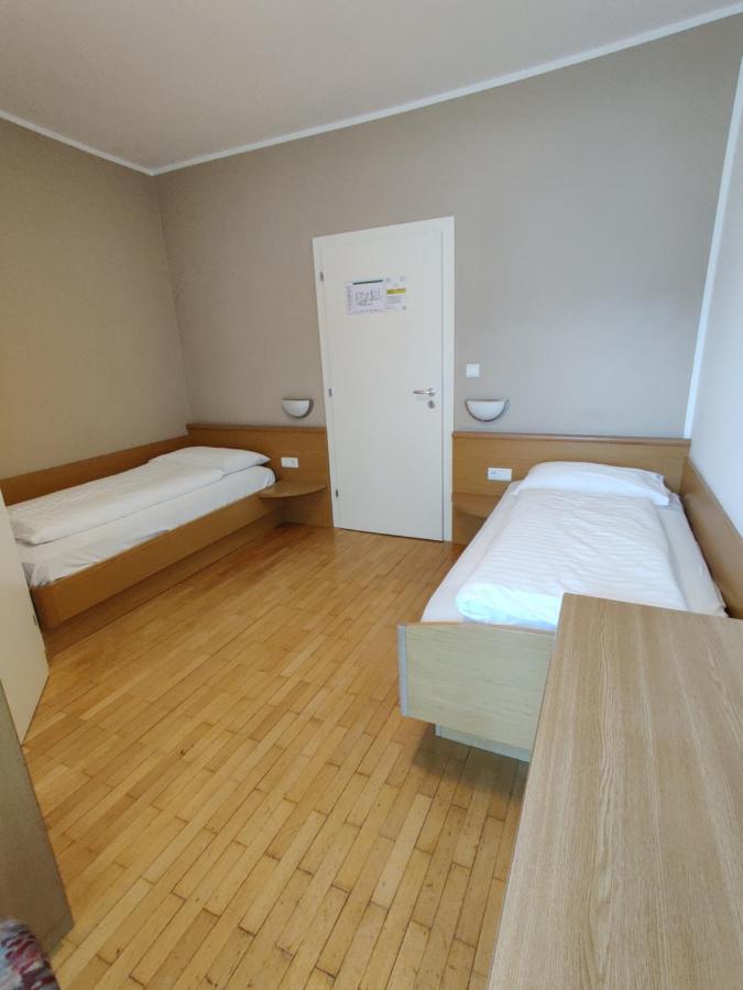 Hotel Garni Maria à Vahrn Extérieur photo
